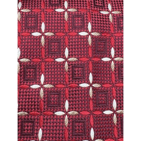 ERMENEGILDO ZEGNA Men's Tie 100% Silk Red Silver ITALY Luxury Geometric GUC - Picture 2 of 7